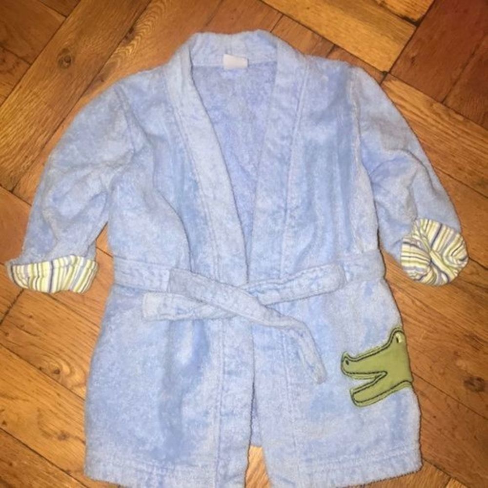 Cater bathrobe size 0-9 months​​